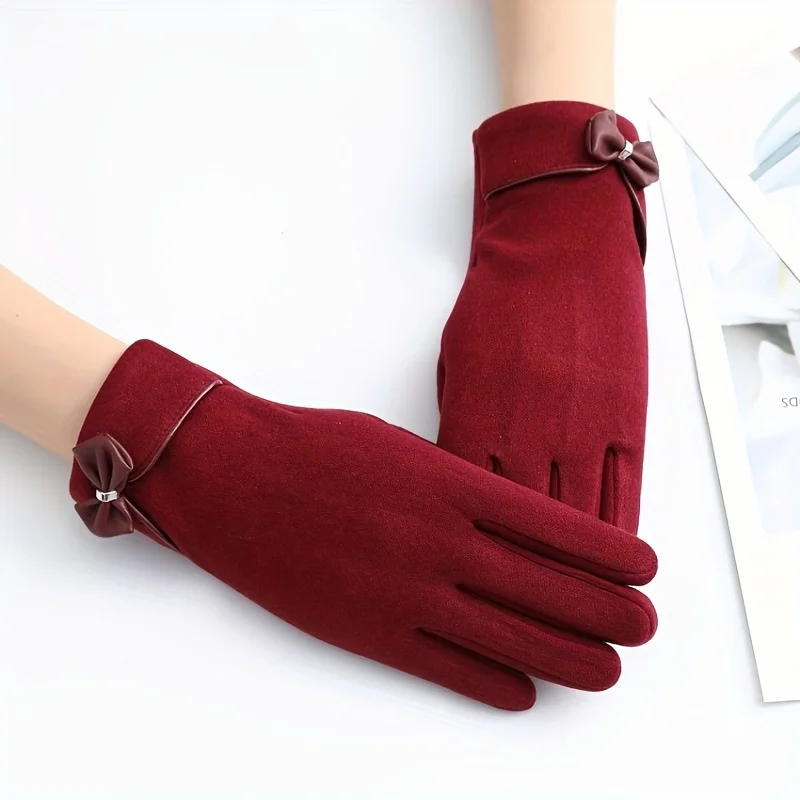 قفازات شتوية نسائية متعددة الا - مراجعة Cycling Commute Essentials وسعره